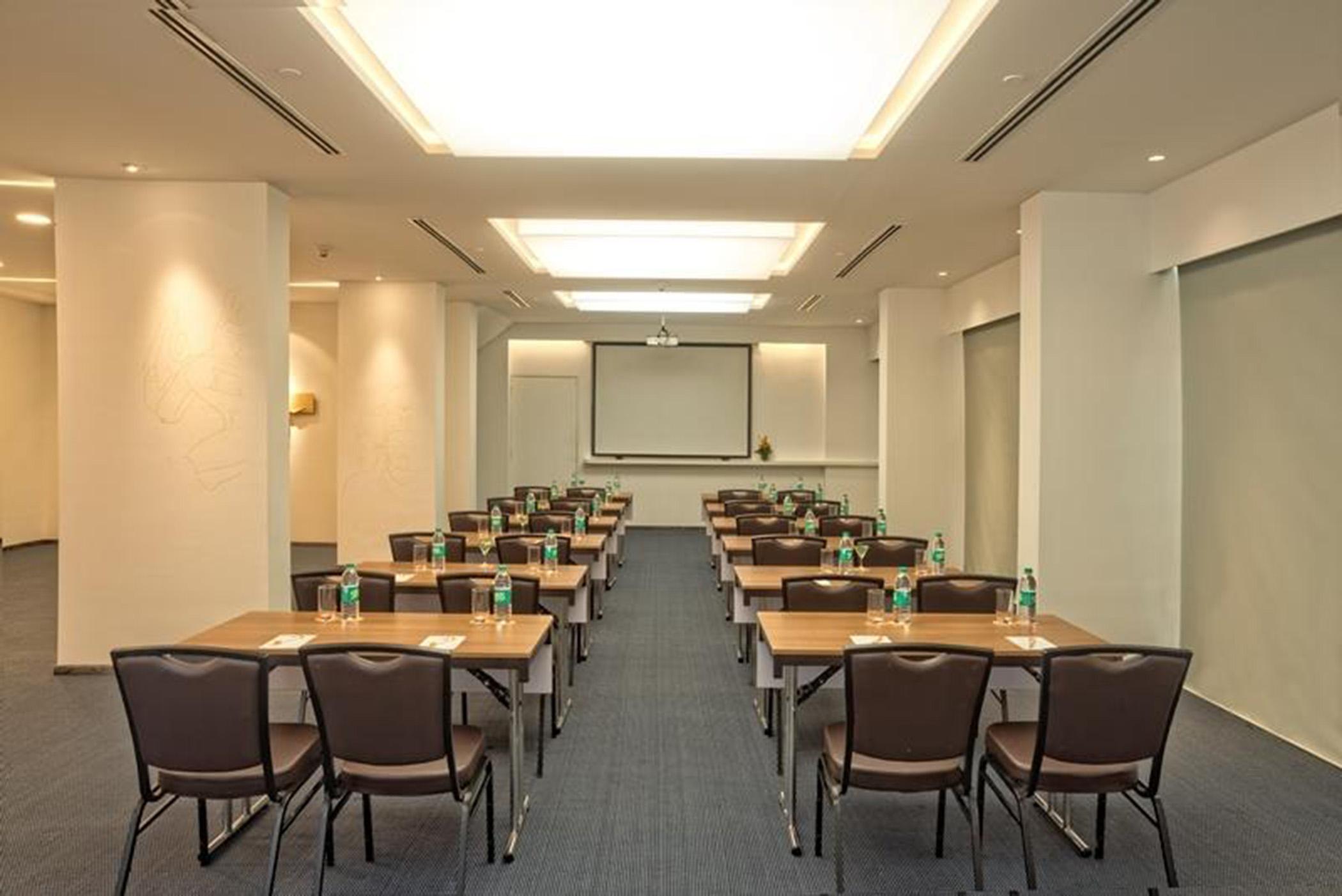 Hotel Kohinoor Elite Near Bkc Mumbai Bagian luar foto