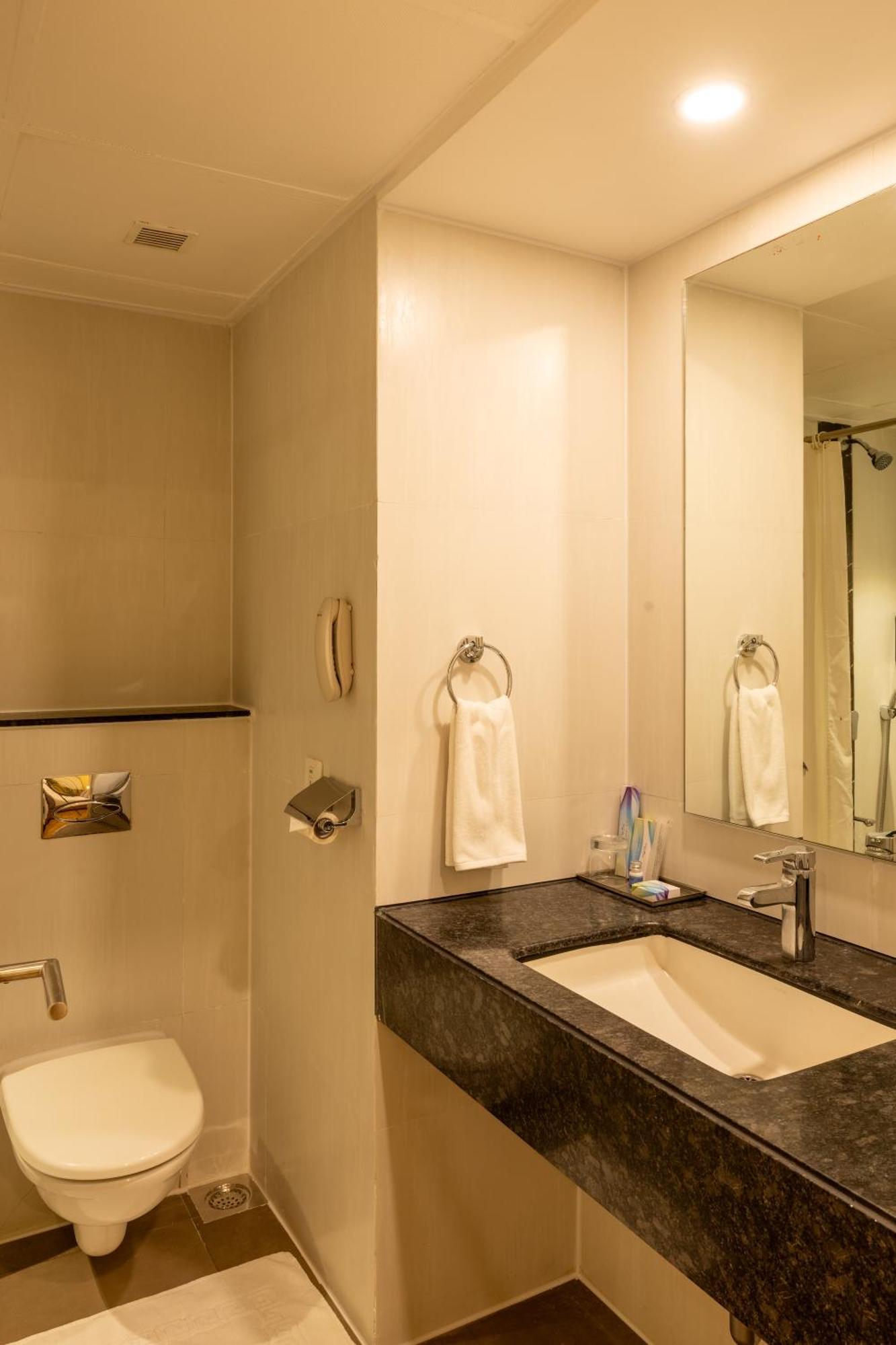 Hotel Kohinoor Elite Near Bkc Mumbai Bagian luar foto